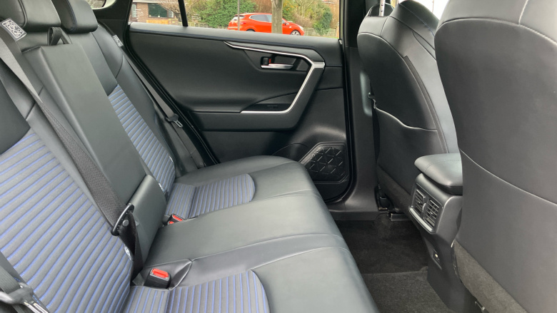 Toyota RAV4 2.5 VVT-i Hybrid Dynamic 5dr CVT 2WD Hybrid Estate